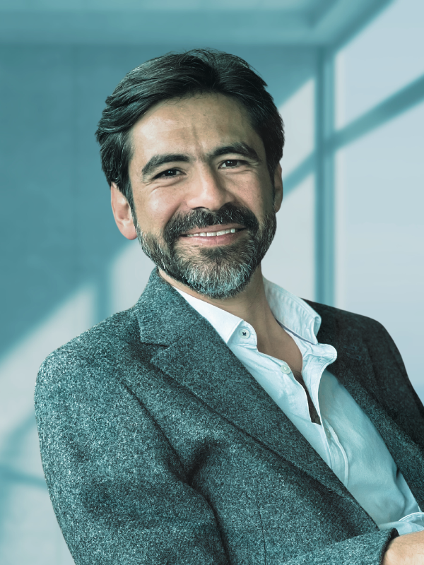 Abogado Carlos Carvajal