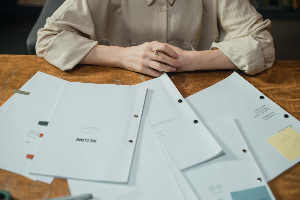 Contratos de interconexión en una empresa que quiere ofrecer servicios de telecomunicación sin ser un operador tradicional
