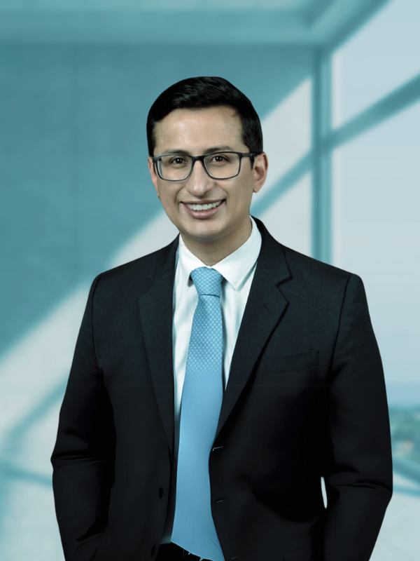 Néstor Saúl Saray miembro de Faroo Legal